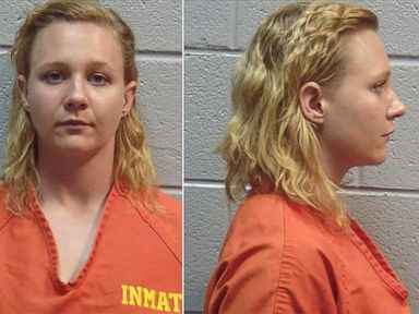 Accused NSA leaker says she smuggled classified docs in her pantyhose