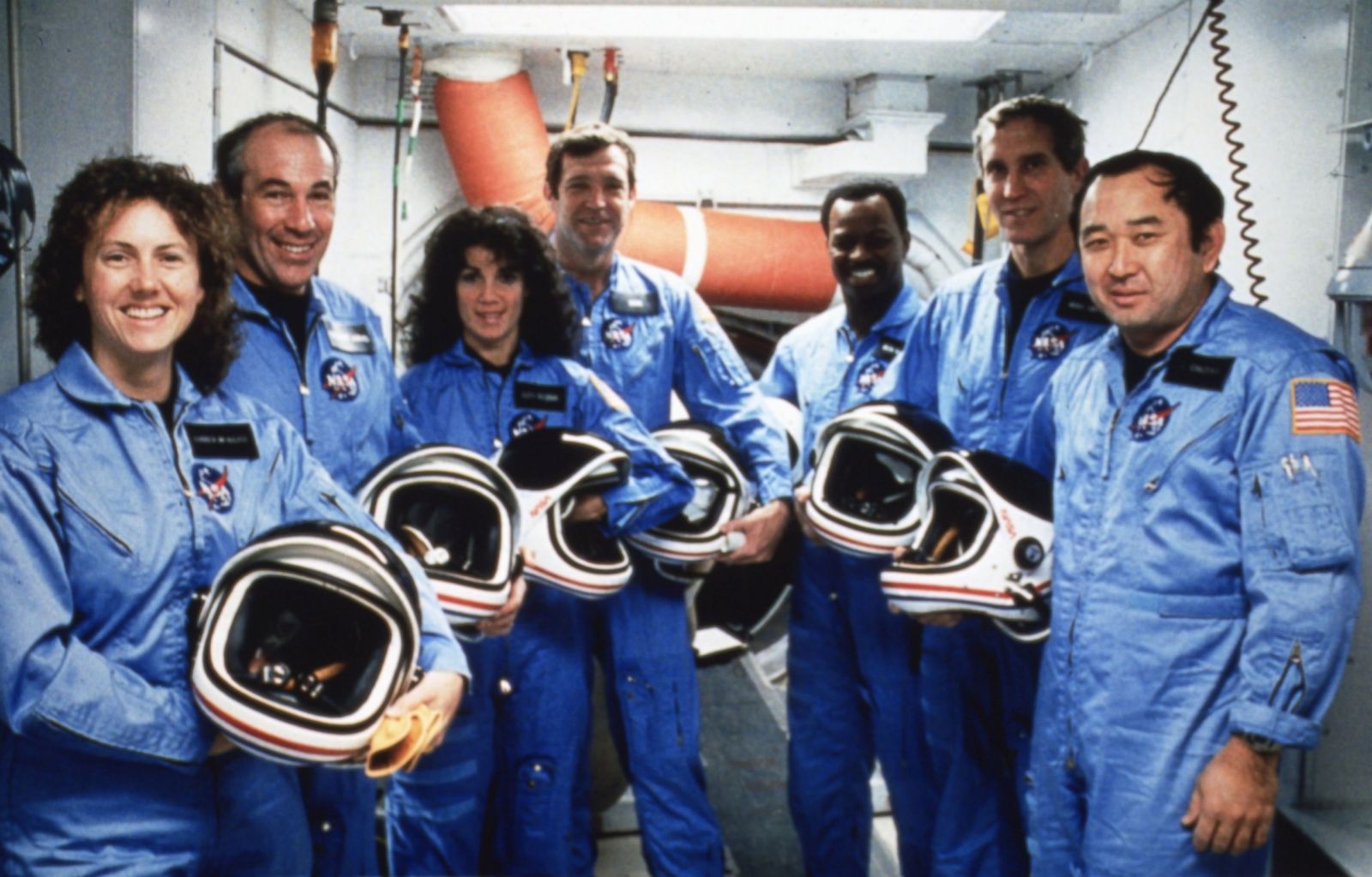 Picture 30 Years Since the Space Shuttle Challenger Disaster ABC News