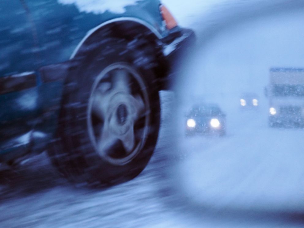 PHOTO: Here are some lifesaving tips to survive the blizzard of 2015.