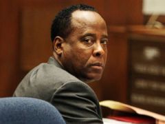 PHOTO: Dr. Conrad Murray looks on during his involuntary manslaughter trial, Oct. 20, 2011 in Los Angeles.