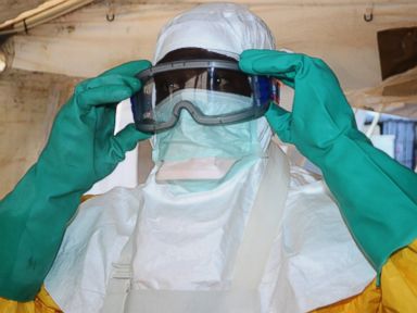 Two Americans With Ebola to Be Flown Back to US