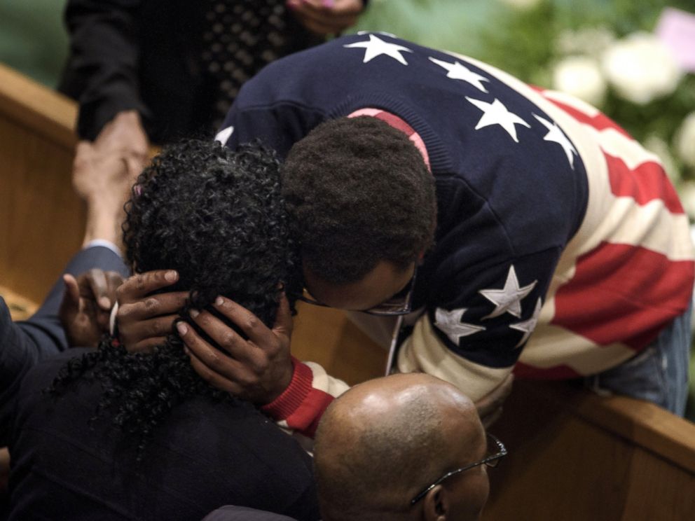 PHOTO: Gloria Darden is embraced while waiting before her son Freddie Grays funeral at New Shiloh Baptist Church in Baltimore, April 27, 2015.