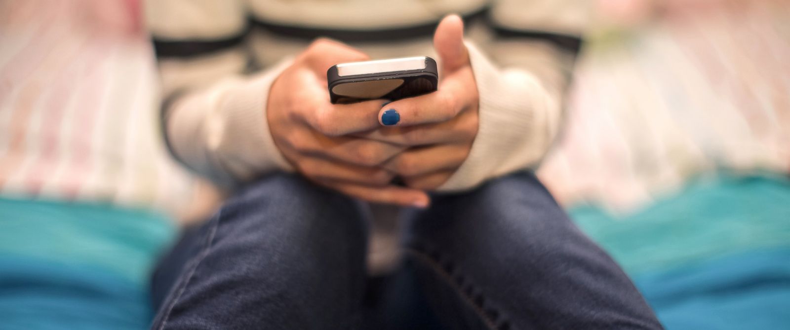 Online dating texting