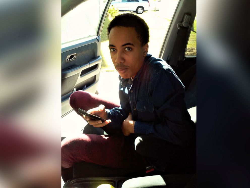 PHOTO: The mother of a Georgia boy who died while on a class trip to Belize last year is now suing the school district.
