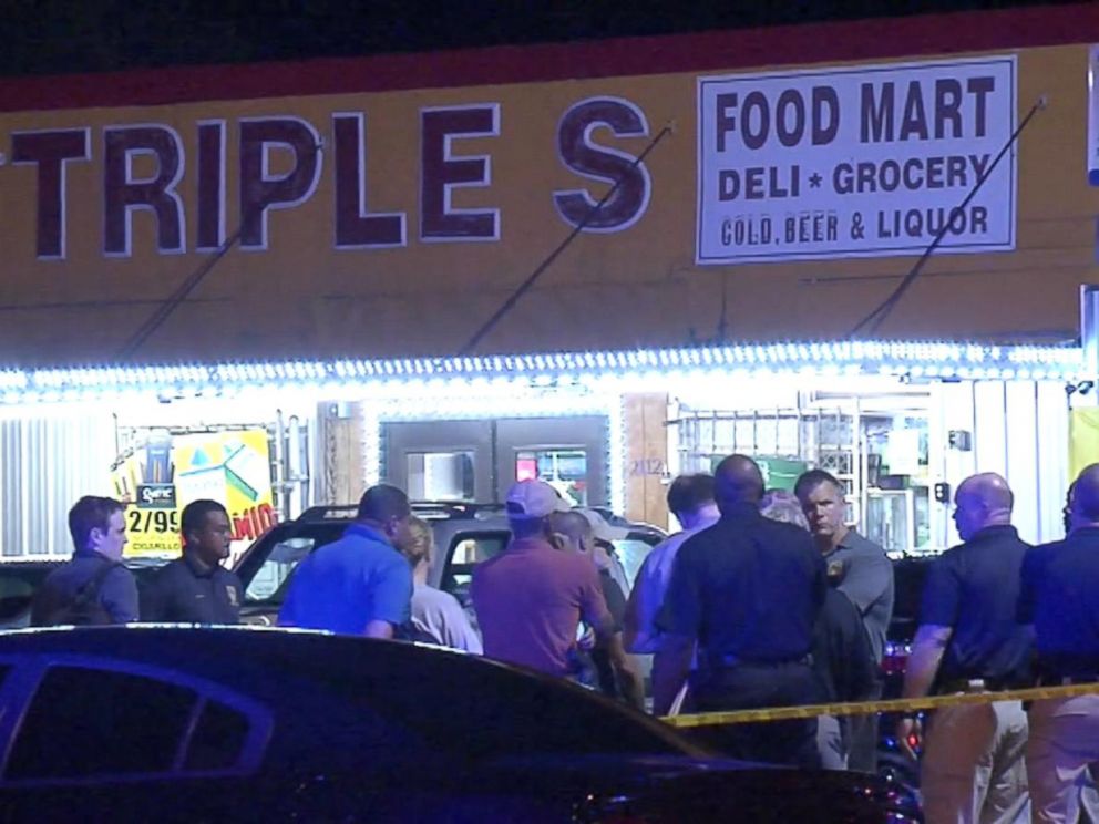 PHOTO: The store is seen here where Alton Sterling died during an altercation with police in Baton Rouge, Louisiana.