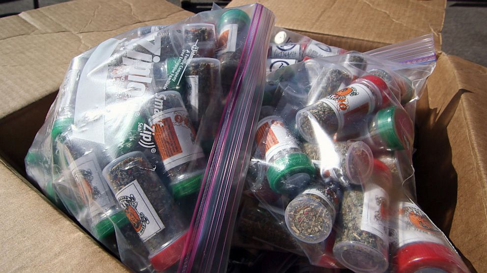 PHOTO: bath salts