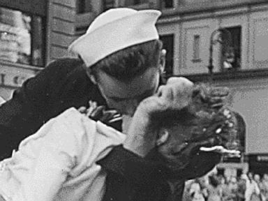 Man Known as Kissing Sailor in WWII-Era Image Dies