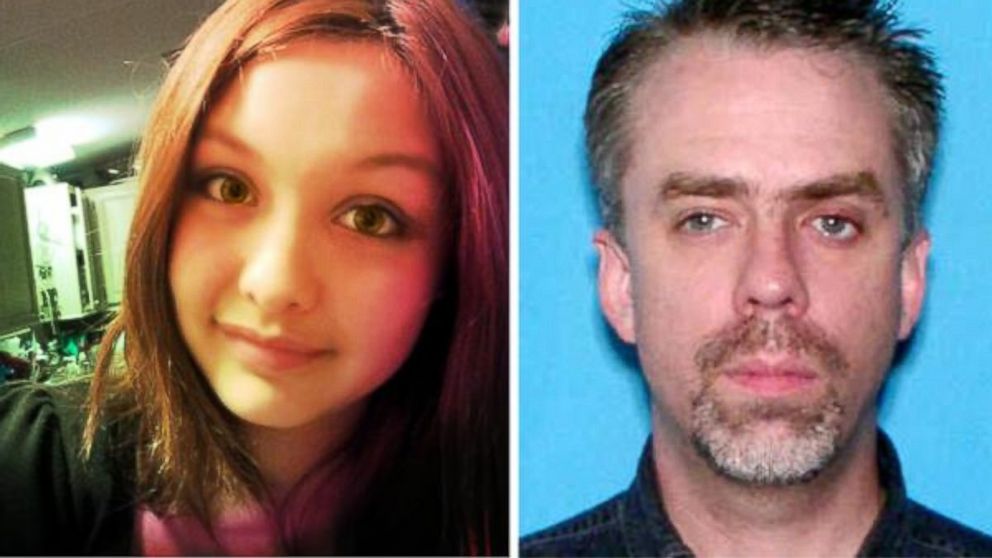PHOTO: From left, Samantha Dodson and Kelsey McCune.