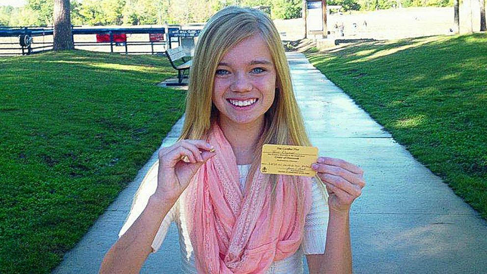 PHOTO: Tana Clymer, 14, of Oklahoma City, Okla., found a 3.85-carat canary diamond at Arkansas Crater of Diamonds State Park on Oct. 19, 2013.