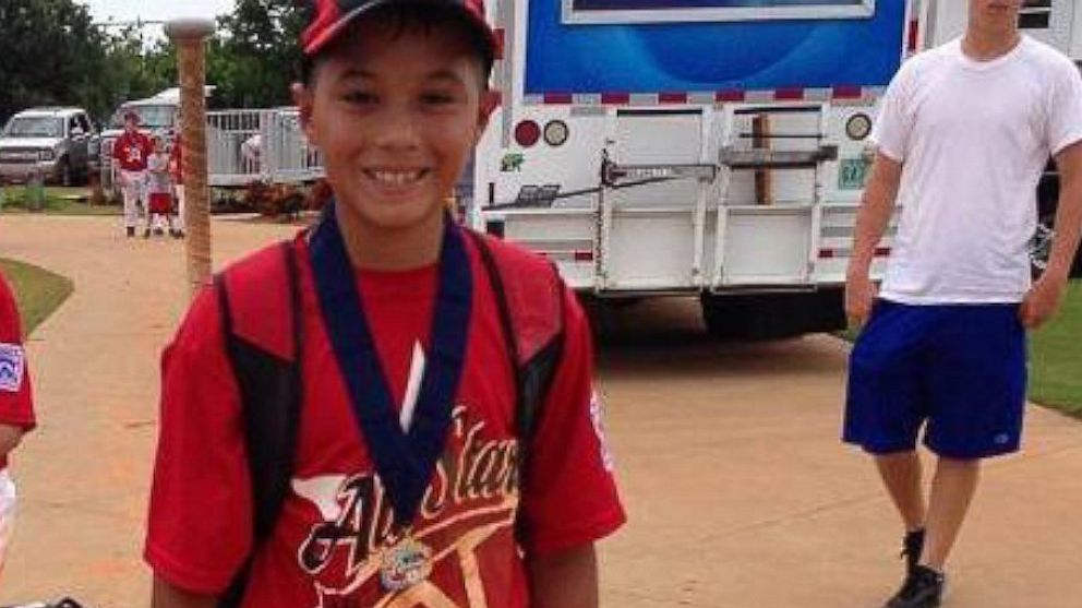 PHOTO: Zachary Reyna, 12, of LaBelle, Fla., is on a ventilator, his family said on Facebook.