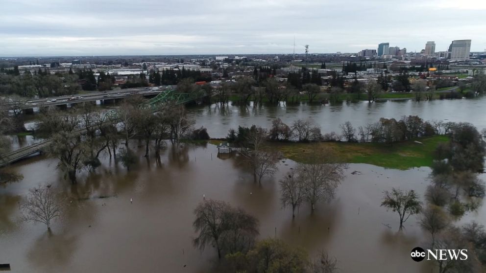 drone-footage-shows-sacramento-area-flooding-video-abc-news