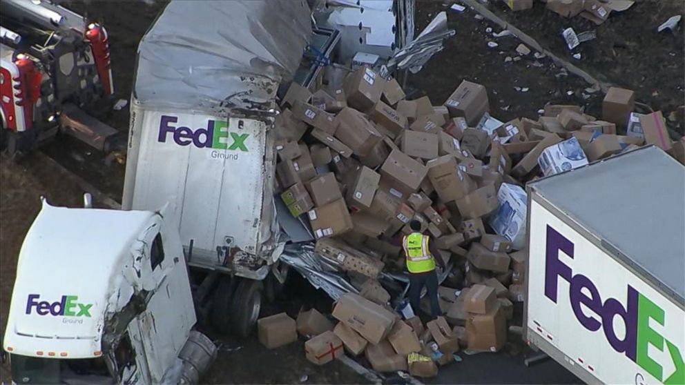 PHOTO: A FedEx truck in New Jersey lost control in Mahwah on I-287, driving through a side rail and down an embankment.