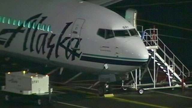 PHOTO: An Alaska Airlines jetliner was forced to make an emergency landing Jan. 31, 2013 in Portland, Ore., after the pilot lost consciousness.