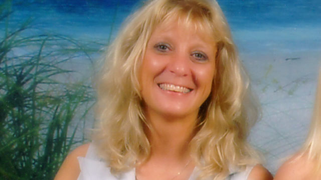 PHOTO: Annette Mizener, 37, seen here in this undated file photo, went missing Dec. 4, 2004.