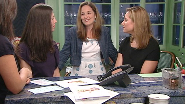 VIDEO: Dr. Alanna Levine and our Lifetime Moms on knowing when to begin potty training.