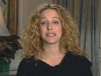 VIDEO: Life Coach Carley Knobloch explains ways parents can simplify their busy lists.