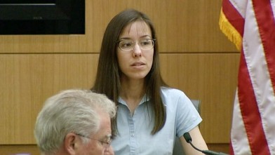 PHOTO: Jodi Arias testifies on the stand on Feb. 5, 2013.