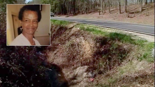 PHOTO: Carolyn Ann Watkins body was found in her car days after it was towed from an accident scene, Johnson County, North Carolina.