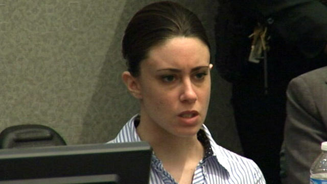 PHOTO: Casey Anthony talks in the courtroom in her murder trial at the Orange County Courthouse Orlando, Fla.