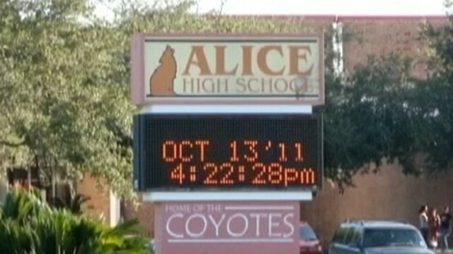 VIDEO: Texas teen was kicked off his team for kissing another man at school.