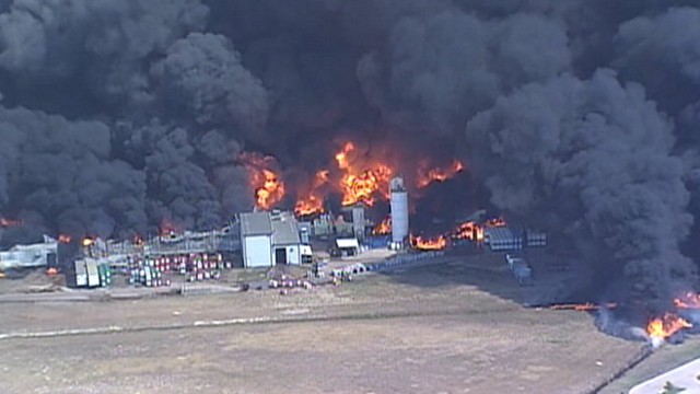 VIDEO: Fire at manufacturing plant south of Dallas sends thick smoke into the air.
