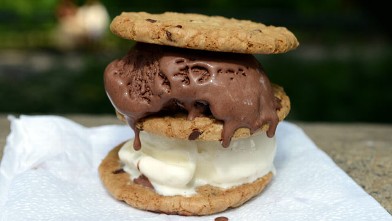 PHOTO: Coolhaus features a double stacked ice cream as one of their ice cream sandwiches, at the New York City cart location near the Natural History Museum and Central Park, New York, July 27, 2012.