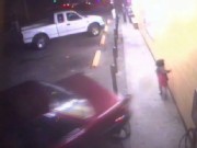 Shocking Video! Child Escapes Car Crash