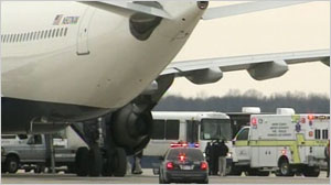 The runway of the Detroit Airport.