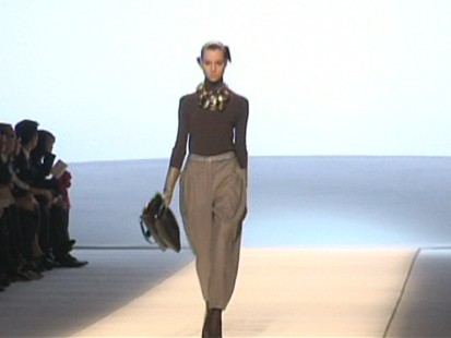 VIDEO: Pants made popular by rapper MC Hammer are a fashion fad this season.