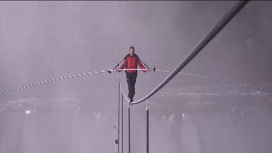 PHOTO: Daredevil Nik Wallenda became the first person to walk across Niagara Falls on a high wire on June 15, 2012.
