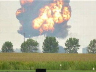 Pilot Killed in Iowa Air Show Crash