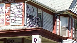 Photo: Homeowner renews fight to demolish historic Iowa house
