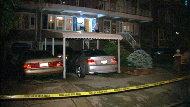 PHOTO: Police say a 10-year-old boy helped scare off armed suspects in a home invasion in New York, June 3, 2013.