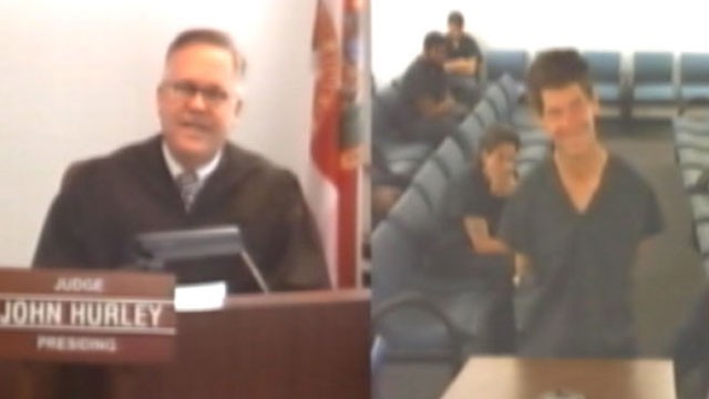 PHOTO: Bruce Hodgson asked police officers in Pompano Beach, Fla., to arrest him because it was cold outside.