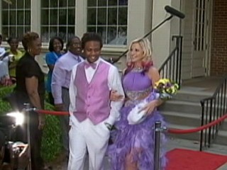 Students Hold First Integrated Prom