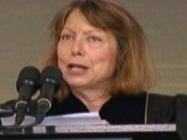 Jill Abramson Tells Grads She's Just Like Them - Looking for a Job