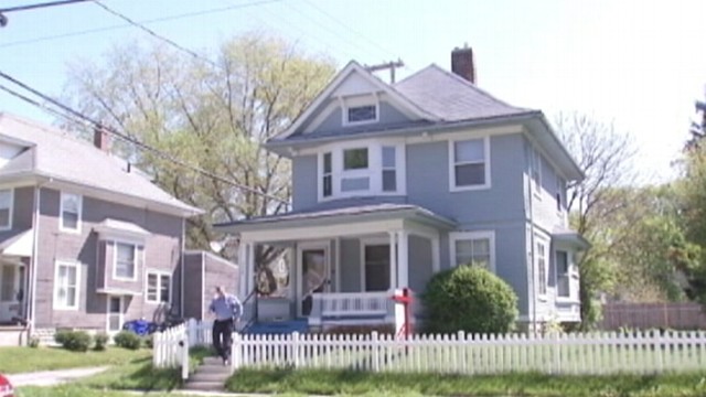 Renting an apartment vs buying a house essay