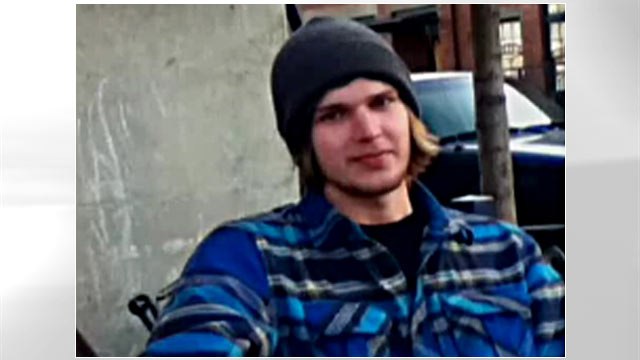 PHOTO: Kipp Rusty Walker, 19 yrs old, stabbed himself to death while performing at an open mic in Oregon, April 17, 2011.