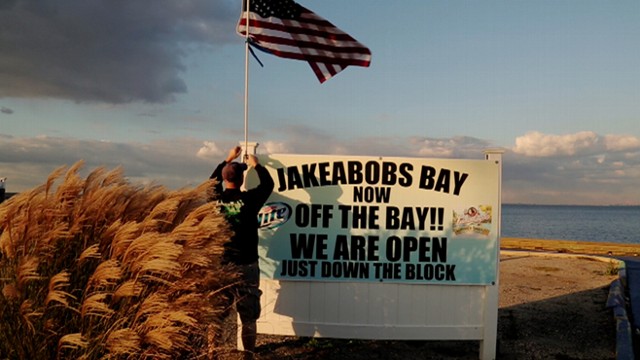 Restaurant Destroyed by Sandy Temporarily Relocates