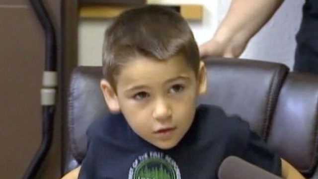5 Year Old Calls 911 To Save Dad Boy, 5, Saves Father's Life with 911 Call Video - ABC News