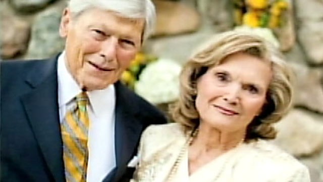 PHOTO: Lawrence and Glenna Shapiro were found dead in their Paradise Valley, Ariz. home.