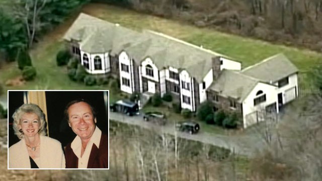 PHOTO: The million-dollar home where John and Geraldine Magee were found slain, victims of an apparently targeted shooting, December 14, 2011.