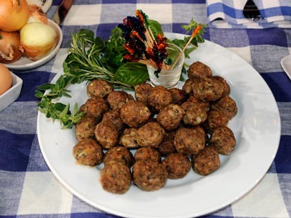 PHOTO: Trisha Yearwoods Mini Meatballs