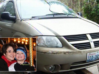 Video: Washington state police search for Shantina Smiley and her son.