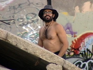 Texas Hikers 'Weirded Out' by 'Naked Caveman'