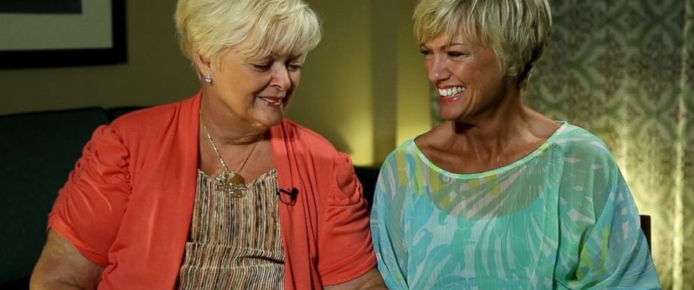 Daughter Given Up For Adoption Reunites With Mom After Decades Of Searching Abc News 