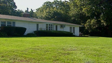 PHOTO: Photo of the house Daniel Pelosi shared with Generosa Pelosi in Long Island after they were married in 2002 -- three months after Generosa's first husband was found murdered.