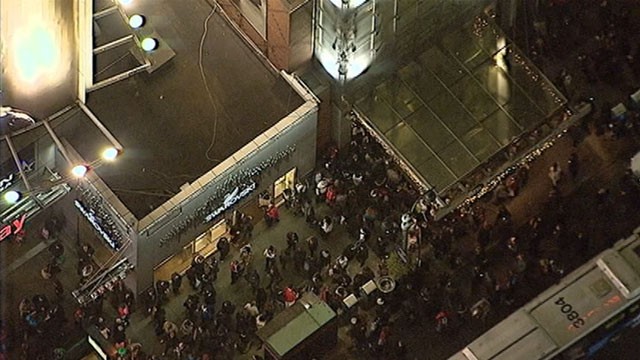 PHOTO: Penn Station rail service was shut down, Nov. 21, 2012, because of a switching problem, officials say.
