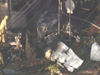 Plane Hits LA Neighborhood; 1 Dead