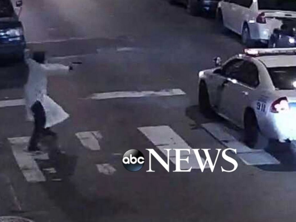 PHOTO: Officials say that suspected gunman Edward Archer fired at least 11 shots at Philadelphia police officer Jesse Hartnett while he was in his police vehicle.